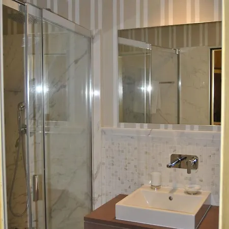 Pironi Hotel 3*