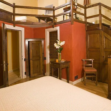 Hotell Pironi 3*