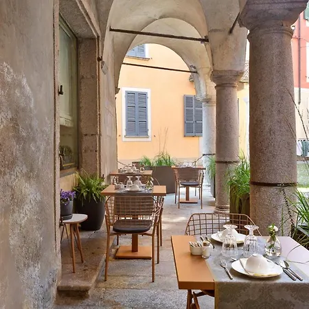 Hotel Pironi 3*