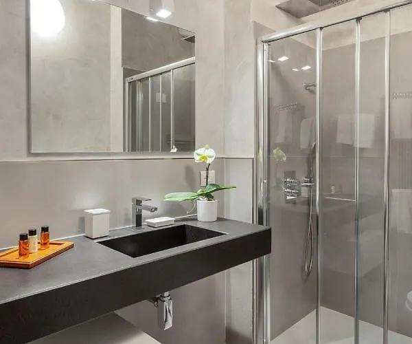 皮罗尼酒店 酒店 3*